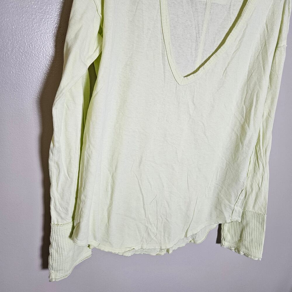 NWOT We The Free V Neck Lime Sorbet Coastal Cruising Long Sleeve Tee Sz M - Picture 6 of 14
